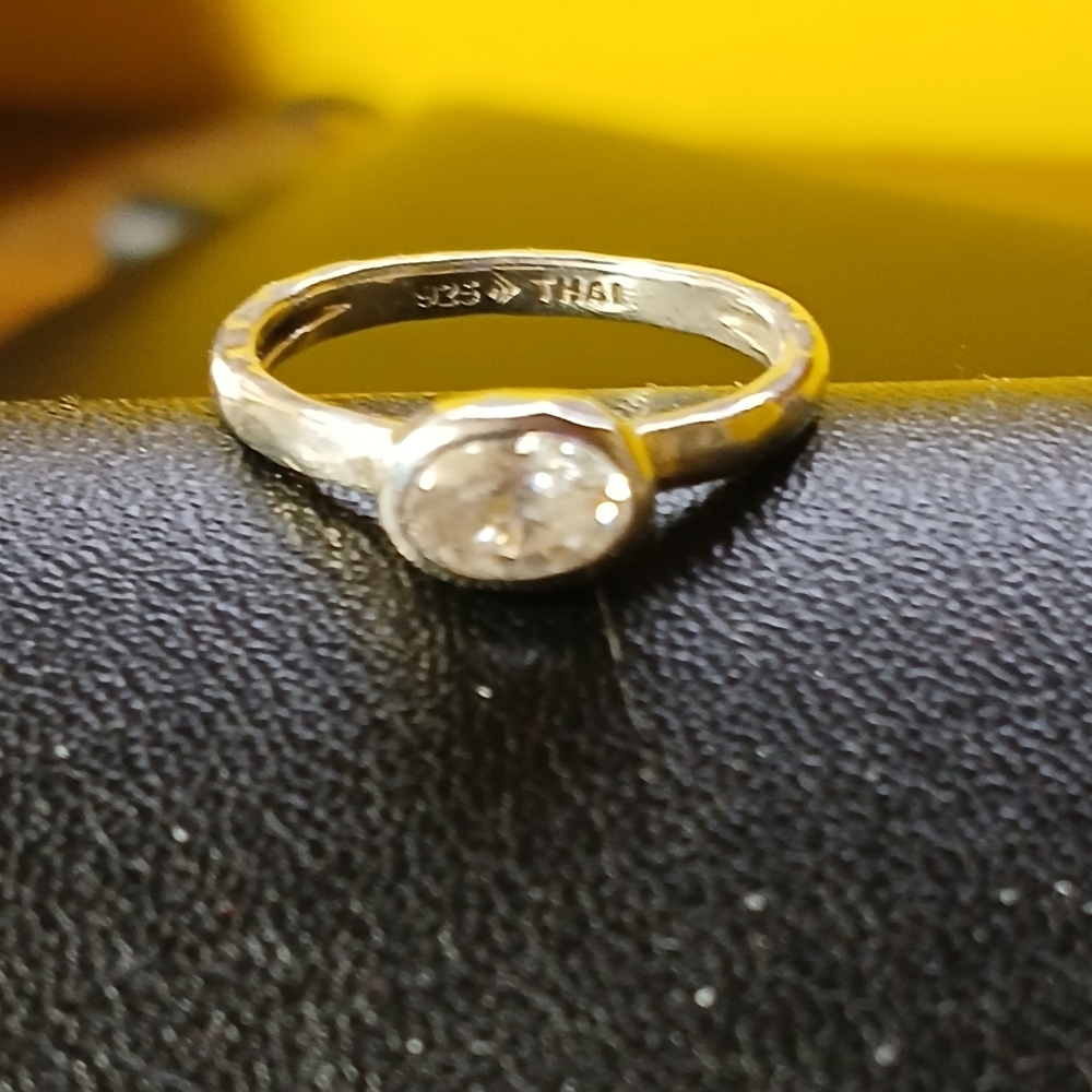 Silpada R2463 .925 Belle Fleur Sterling Silver Oval CZ Stack Ring Size 6 - Picture 2 of 8